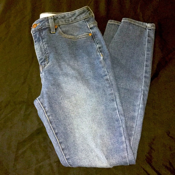 Curvy high waisted pants! - Picture 1 of 5